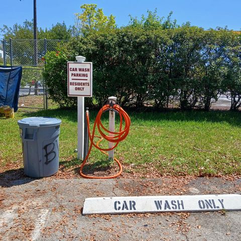 470 Executive Center Drive 4n, West Palm Beach, FL 33401