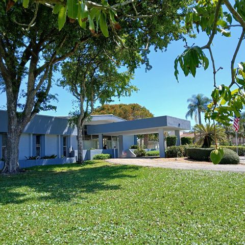 470 Executive Center Drive 4n, West Palm Beach, FL 33401