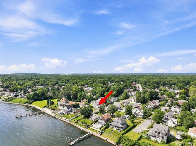 20 Grace Avenue, Warwick, RI 02889