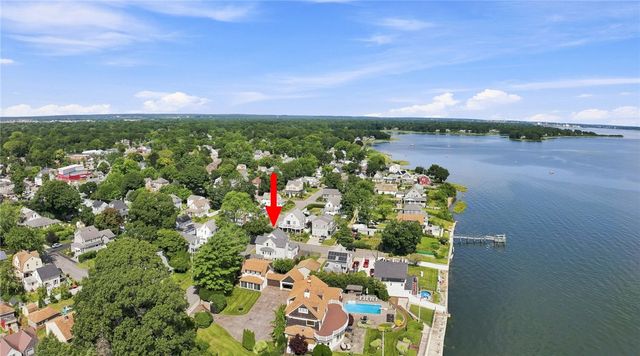 20 Grace Avenue, Warwick, RI 02889