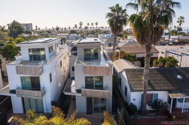 851-53 Sapphire, San Diego, CA 92109