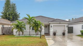 8269 SW 157th Pl, Miami, FL 33193