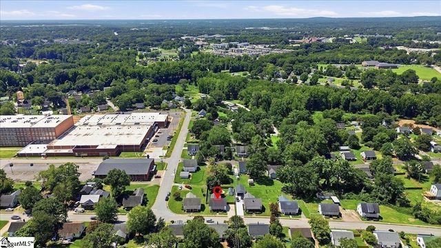 417 Pennsylvania Avenue, Greer, SC 29650