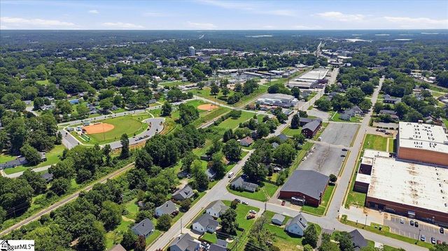 417 Pennsylvania Avenue, Greer, SC 29650