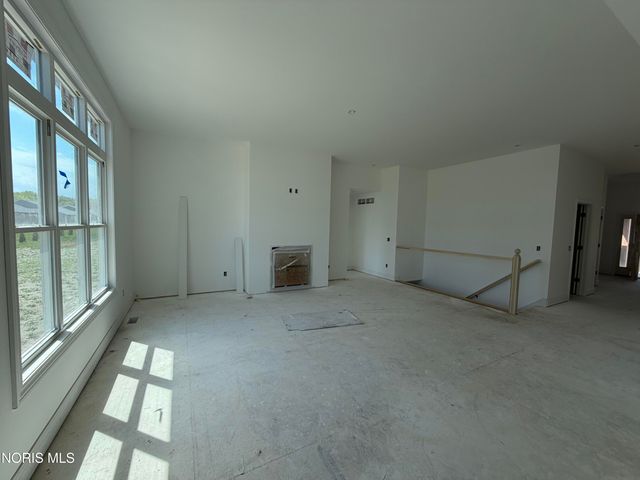 5048 Magnolia Drive, Oregon, OH 43616