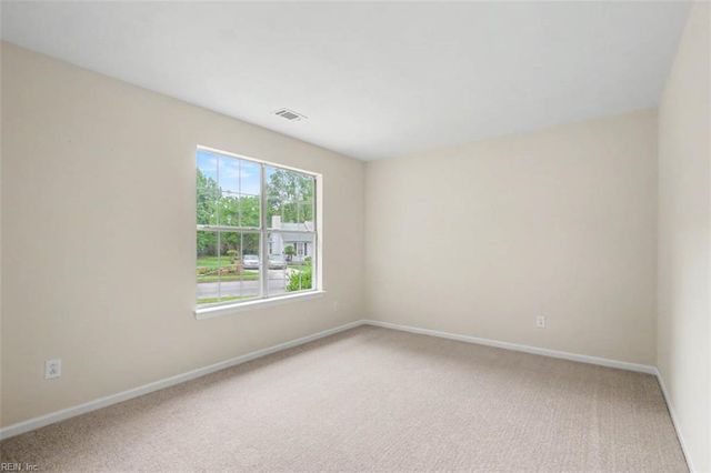 5437 Lilac CRES, Portsmouth, VA 23703