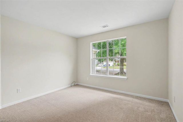 5437 Lilac CRES, Portsmouth, VA 23703