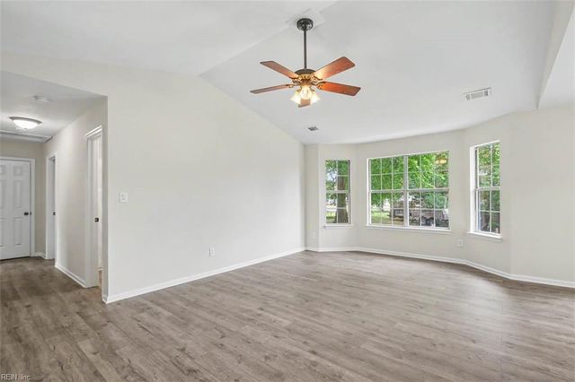 5437 Lilac CRES, Portsmouth, VA 23703