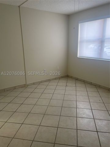 10249 NW 9th St Cir 108-8, Miami, FL 33172