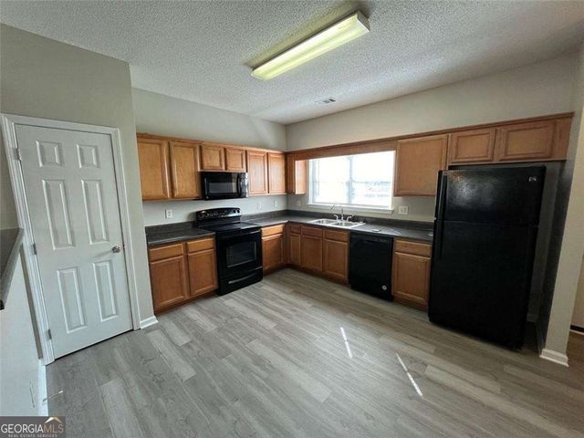 11324 Michelle Way, Hampton, GA 30228