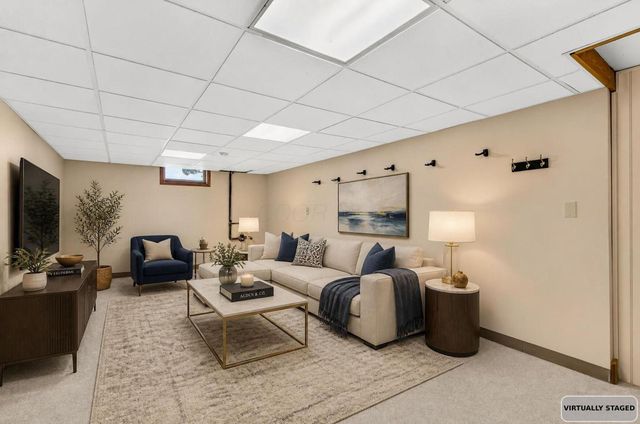 700 Andrea Lane, Pickerington, OH 43147