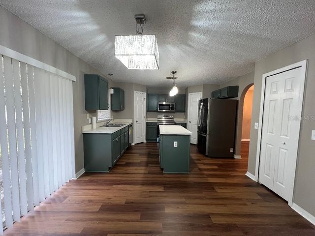 512 YEARLING COVE LOOP, Apopka, FL 32703