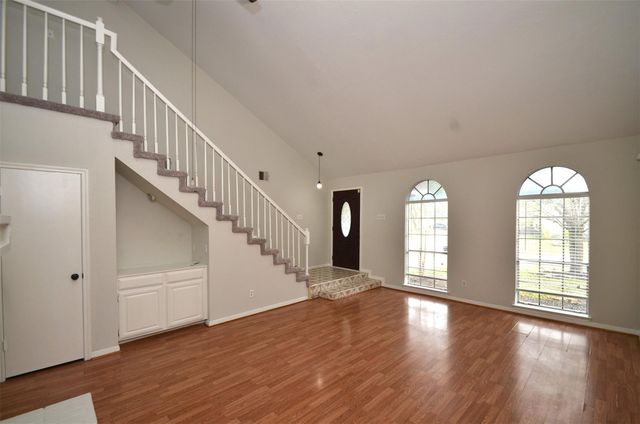 12739 Skyknoll Lane, Houston, TX 77082