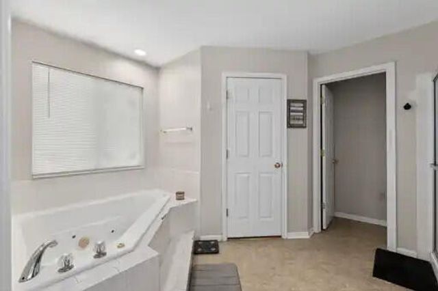 2932 Collier Lane, Burlington, KY 41005