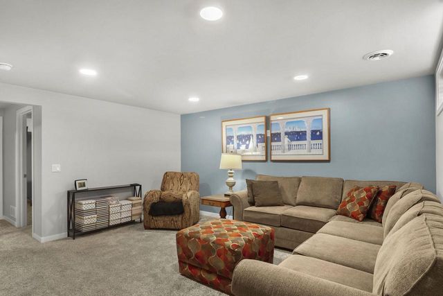 2812 Frisee Drive, Fitchburg, WI 53711