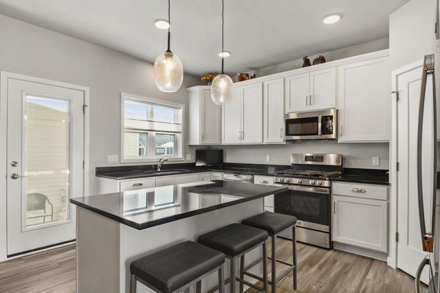 2812 Frisee Drive, Fitchburg, WI 53711