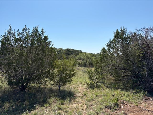 4213 Crawford RD, Spicewood, TX 78669