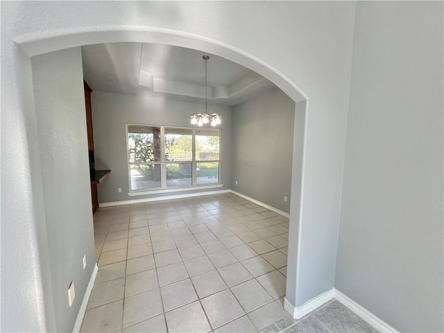 7921 Etienne Dr, Corpus Christi, TX 78414