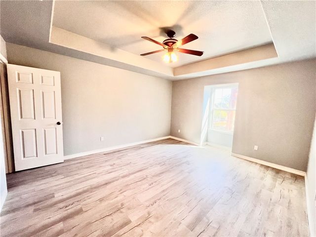 7921 Etienne Dr, Corpus Christi, TX 78414