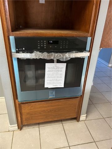 7921 Etienne Dr, Corpus Christi, TX 78414