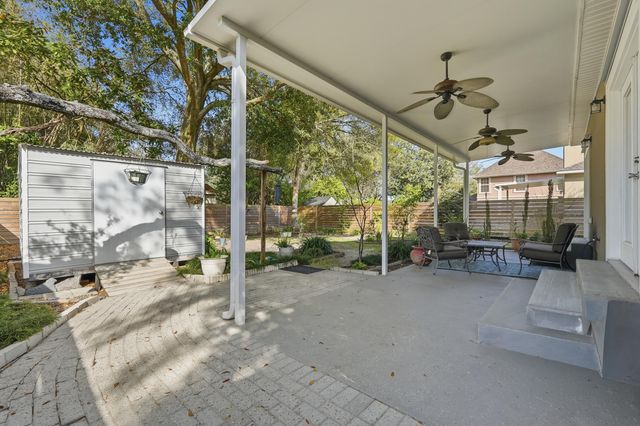 203 Beal Parkway, Fort Walton Beach, FL 32548