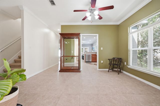 203 Beal Parkway, Fort Walton Beach, FL 32548