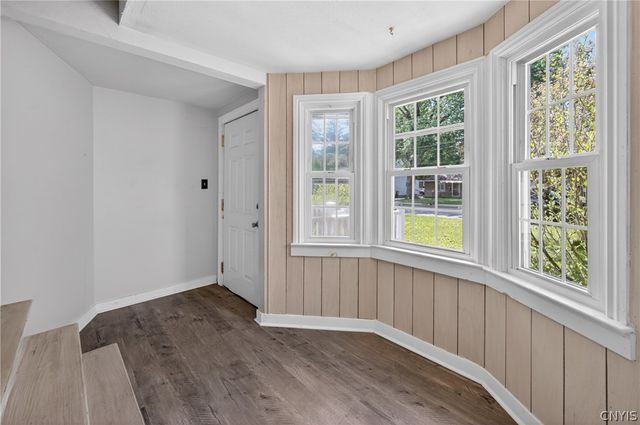 301 Elbow Road, Salina, NY 13212
