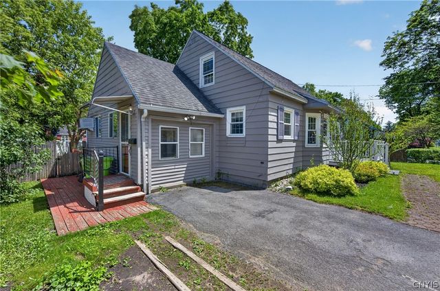 301 Elbow Road, Salina, NY 13212