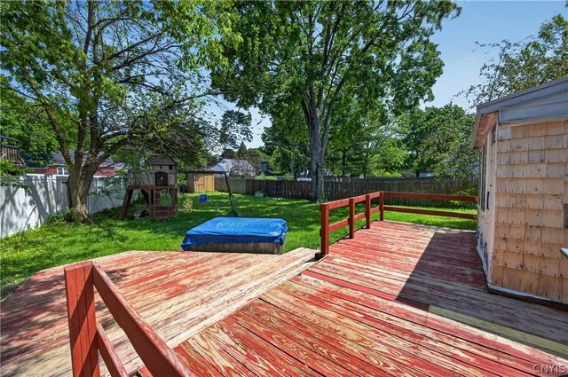301 Elbow Road, Salina, NY 13212