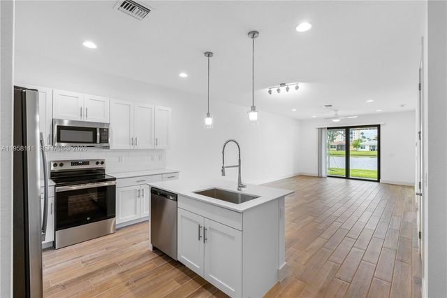 14840 Golden Jax Lane Radiance 8-103, Delray Beach, FL 33446