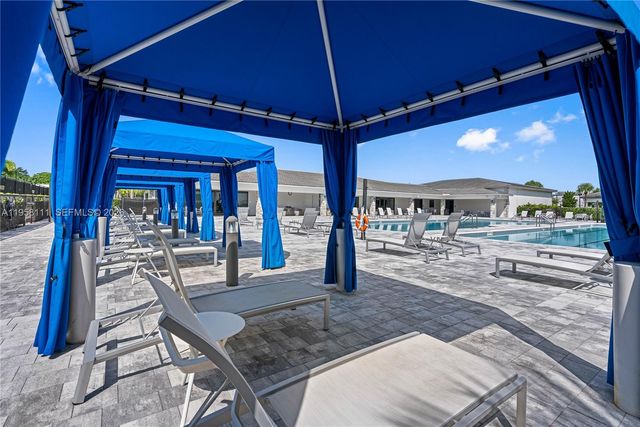 14840 Golden Jax Lane Radiance 8-103, Delray Beach, FL 33446