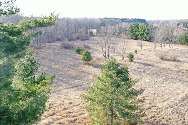 3337 Marathon Road, Oregon Township, MI 48421