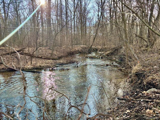 3337 Marathon Road, Oregon Township, MI 48421