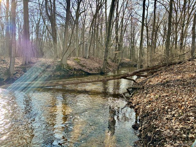 3337 Marathon Road, Oregon Township, MI 48421