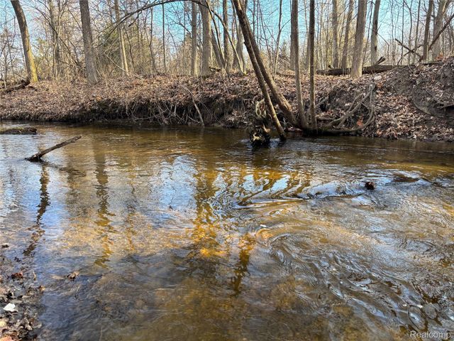 3337 Marathon Road, Oregon Township, MI 48421