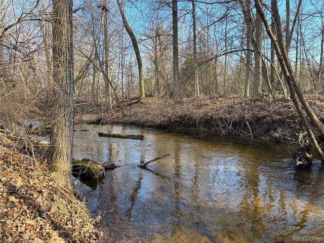 3337 Marathon Road, Oregon Township, MI 48421