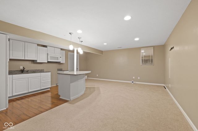 13834 Keams Drive, Fishers, IN 46038