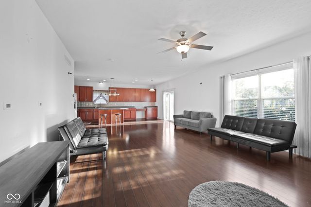 13834 Keams Drive, Fishers, IN 46038