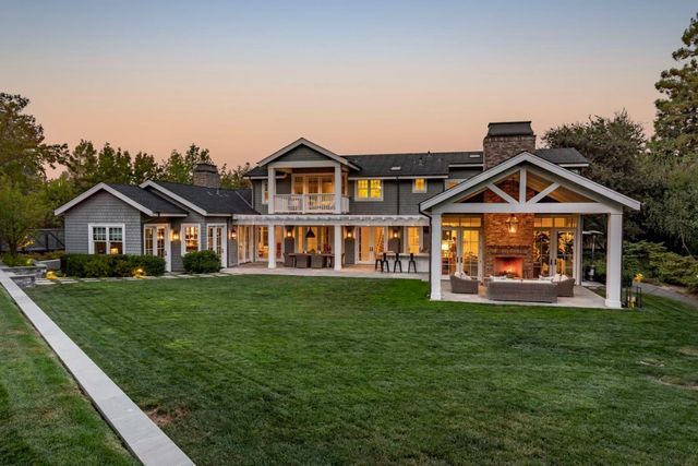 26900 Beatrice Lane, Los Altos Hills, CA 94022