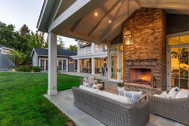 26900 Beatrice Lane, Los Altos Hills, CA 94022