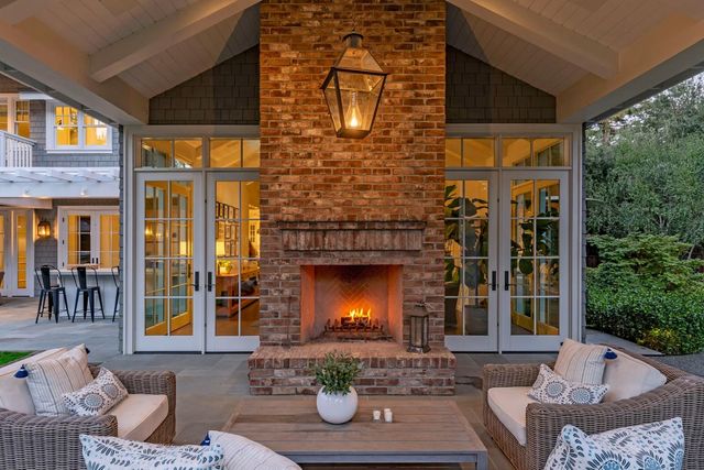 26900 Beatrice Lane, Los Altos Hills, CA 94022