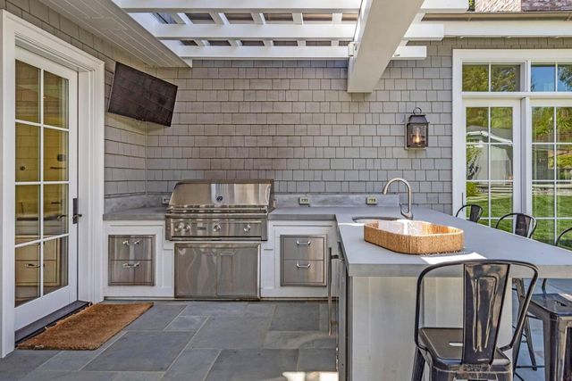 26900 Beatrice Lane, Los Altos Hills, CA 94022