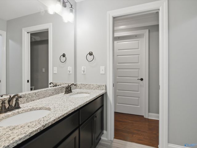 2017 Meadow Creek Circle SE, Owens Cross Roads, AL 35763