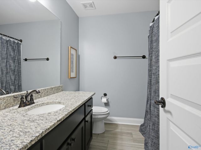 2017 Meadow Creek Circle SE, Owens Cross Roads, AL 35763