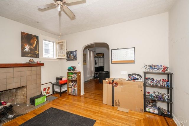 4526 Clearview Avenue, Cincinnati, OH 45205