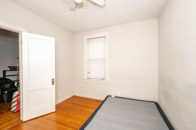 4526 Clearview Avenue, Cincinnati, OH 45205