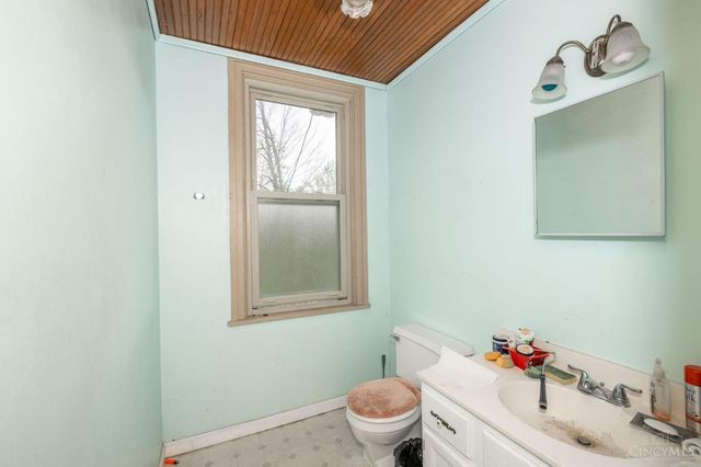 4526 Clearview Avenue, Cincinnati, OH 45205