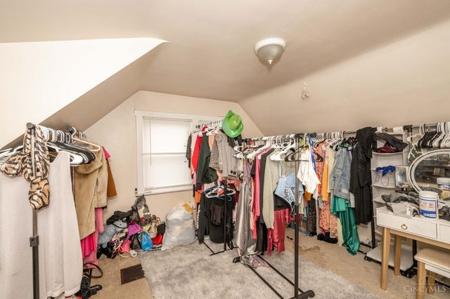 4526 Clearview Avenue, Cincinnati, OH 45205