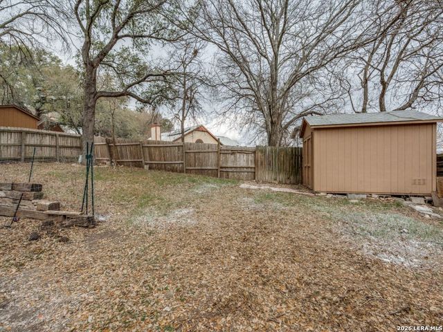 6923 Raintree, San Antonio, TX 78233