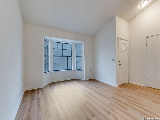 6923 Raintree, San Antonio, TX 78233